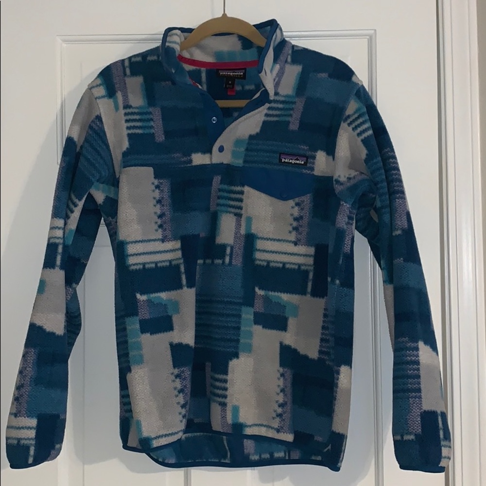 Women’s Patagonia sweatshirt